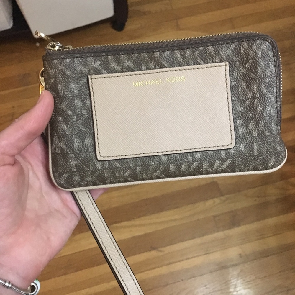 Michael Kors clutch